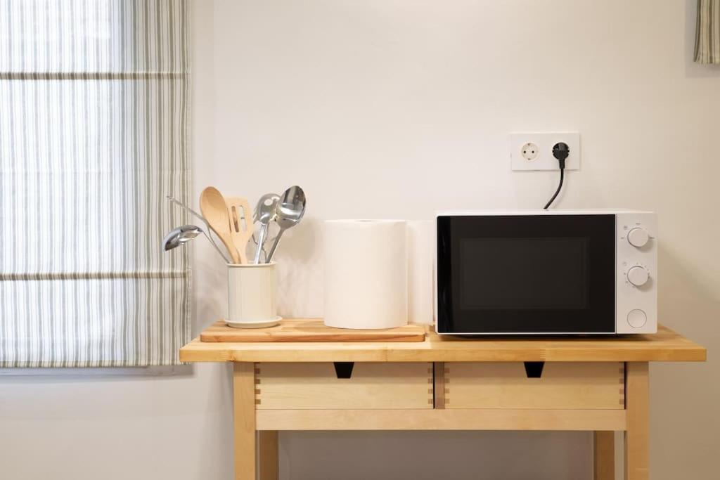Encantador Apartamento Reformado En Tetuan By Bebalmy Madrid Exterior photo